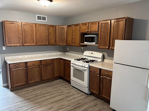 5th image of 2164 E Eichel Ave