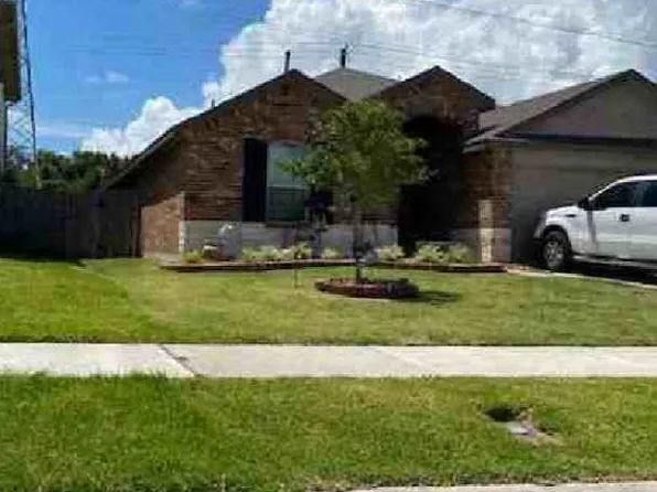 3131 Canadian Goose Ln, Baytown, TX 77521