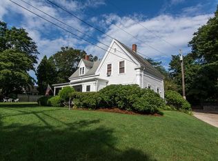 340 Main St APT 3, Centerville, MA 02632