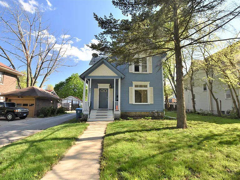 451 Marion Ave #1 — Photo 2