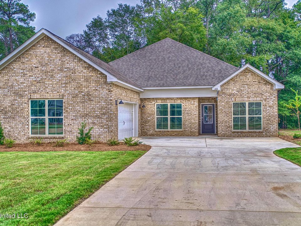 1st image of 228 Deerfield Club Dr