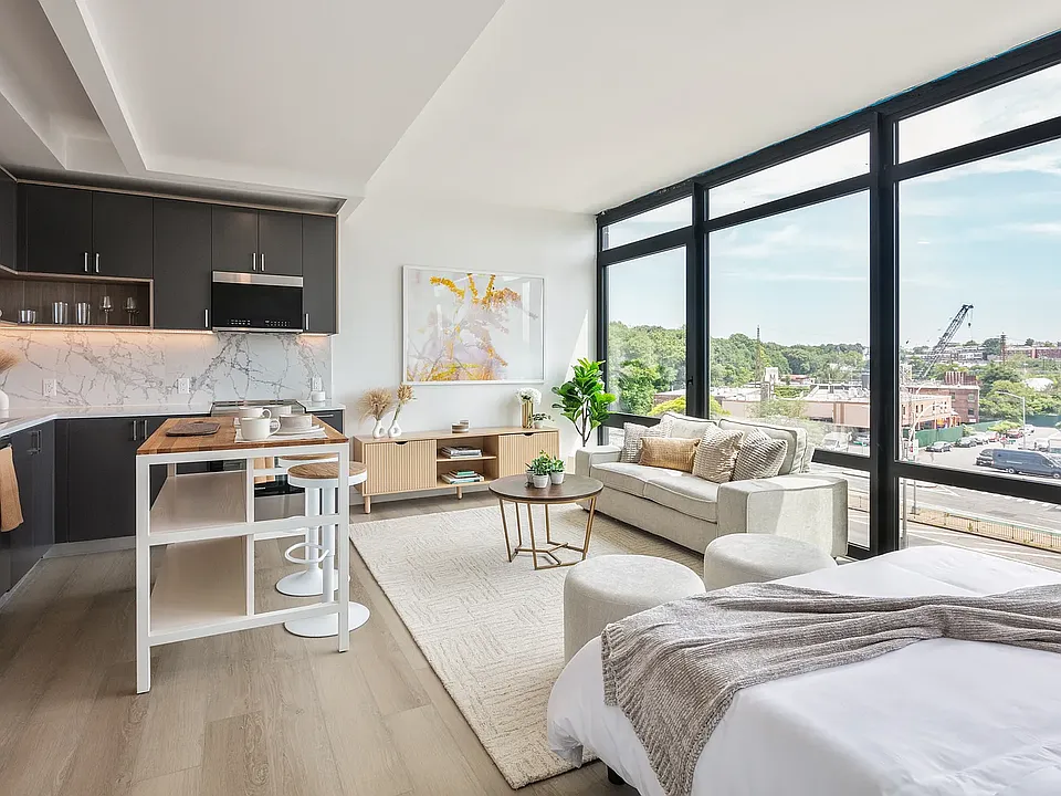 72-01 Queens Blvd #1127