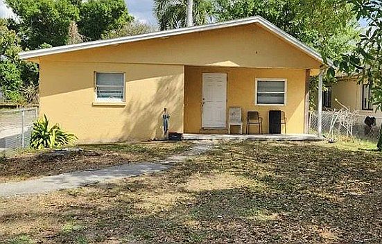 1st image of 1423 Lura Ave