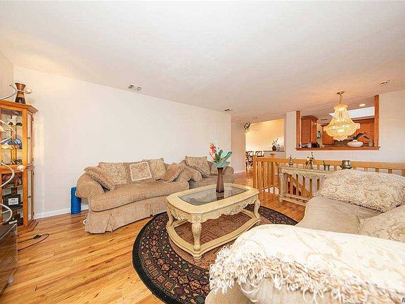 4th image of 16 Jordan Ct