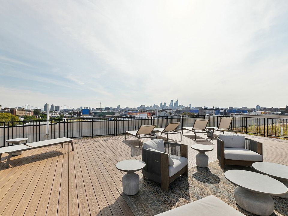 Rooftop Lounge