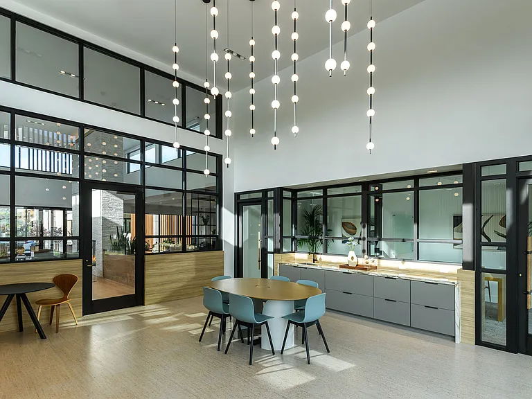 Sutter Green Apartments — Photo 11