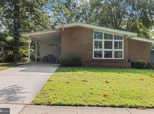 11313 Cloverhill Dr, Silver Spring, MD 20902