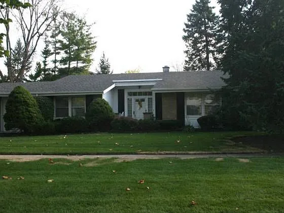 3311 63rd St photo 1