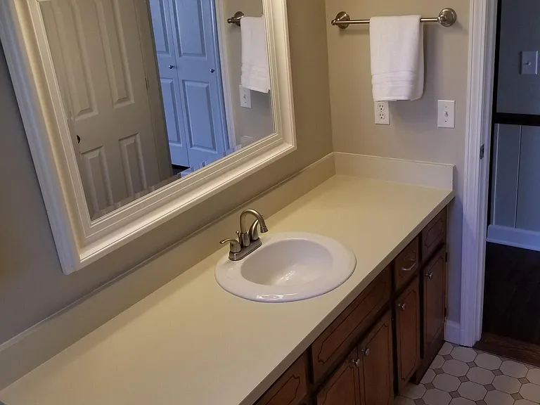 5606 Wood Ridge Rd — Photo 7