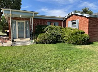 321 Barkley St, Spearman, TX 79081