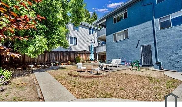 3809 Buell St #B — Photo 28