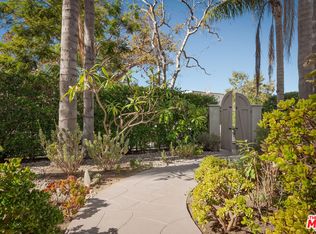 600 S Orange Dr, Los Angeles, CA 90036