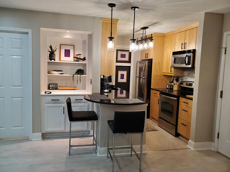 Plantation Dr NE — Photo 5