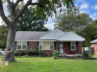 1363 Colonial Rd, Memphis, TN 38117