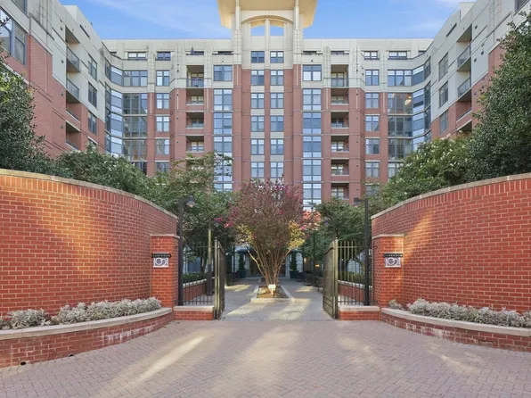 1021 N Garfield St, Arlington, VA