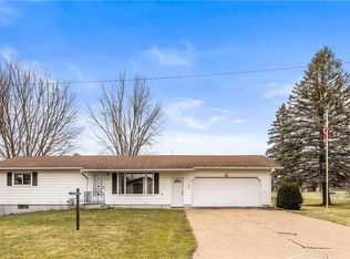 321 W Hillside Dr, Cadott, WI 54727