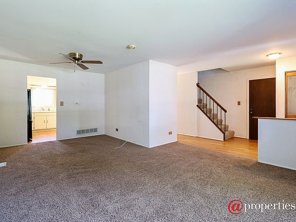 Living Room / Dining Room