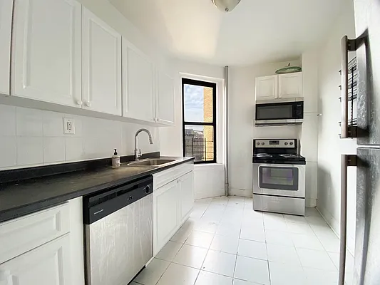 Rented by Brooklyn Blocks Real Estate | media 2