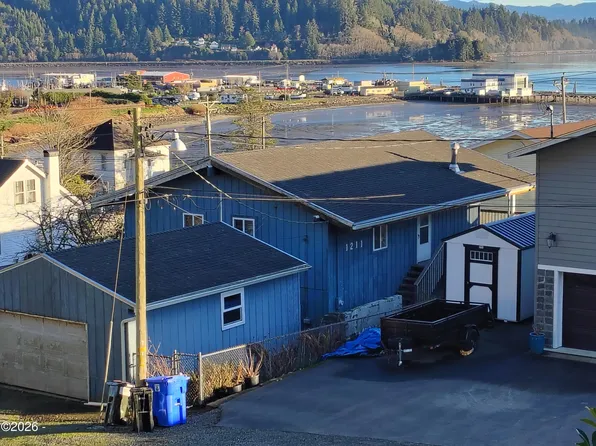 1211 Acacia Ave, Garibaldi, OR 97118