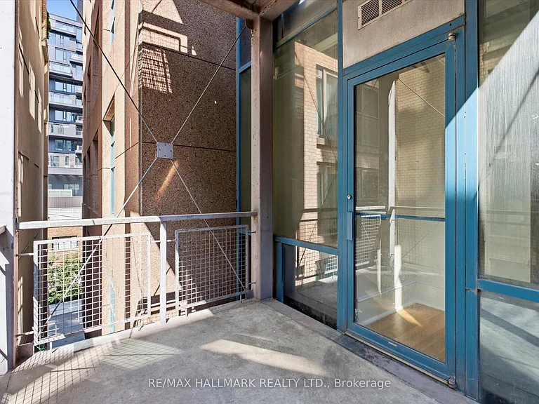 477 Richmond St W #306 — Photo 30