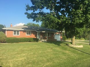 409 S 1st St, Industry, IL 61440