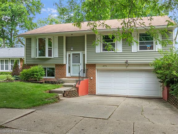 3rd image of 2771 Winter Dr