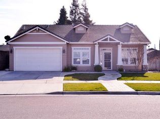 384 Mount Airy Ct, Ripon, CA 95366