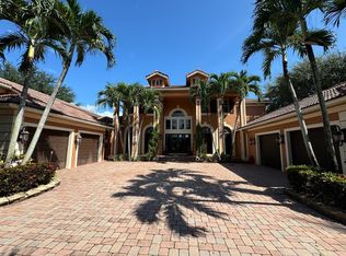 12481 N Stonebrook Cir, Fort Lauderdale, FL 33330
