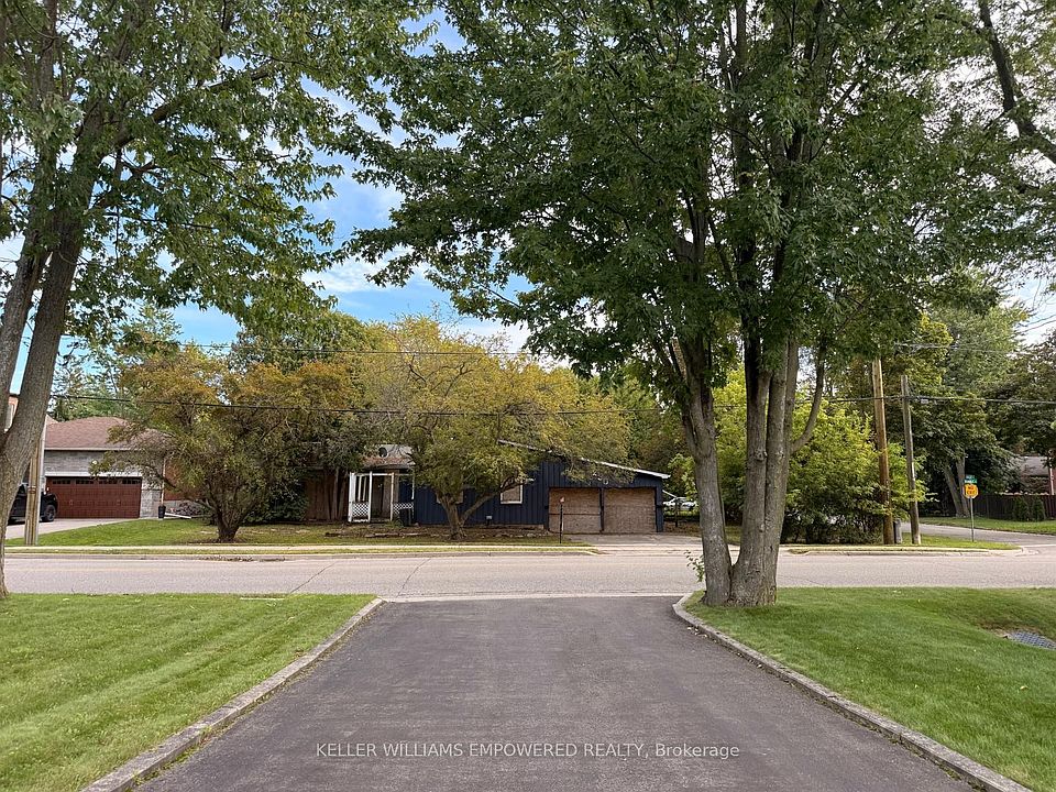 2nd image of 230 Rumble Ave
