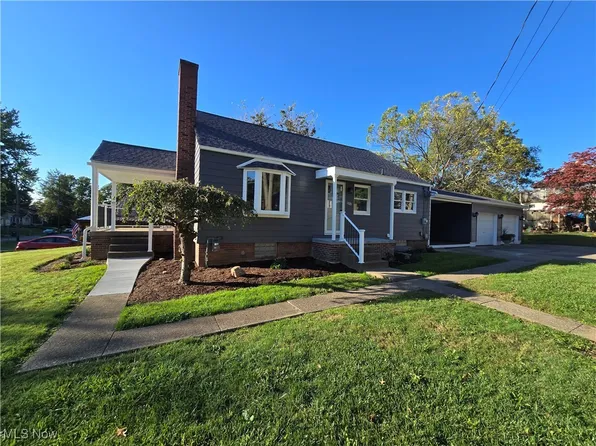 1029 E University St, Wooster, OH 44691