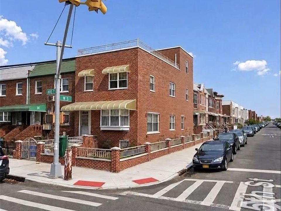 1st image of 220 Avenue T