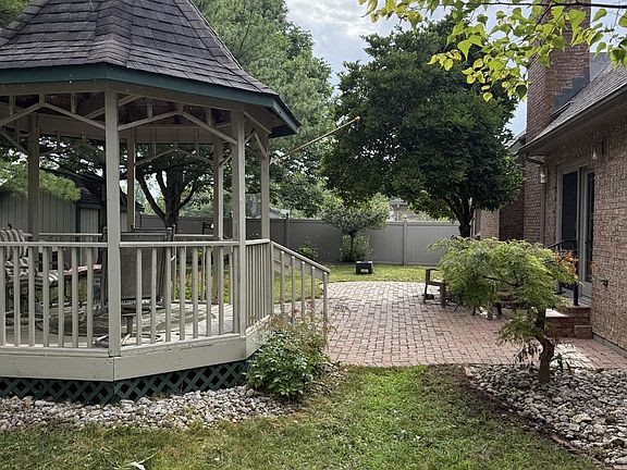 2nd image of 5383 Weatherwood Dr