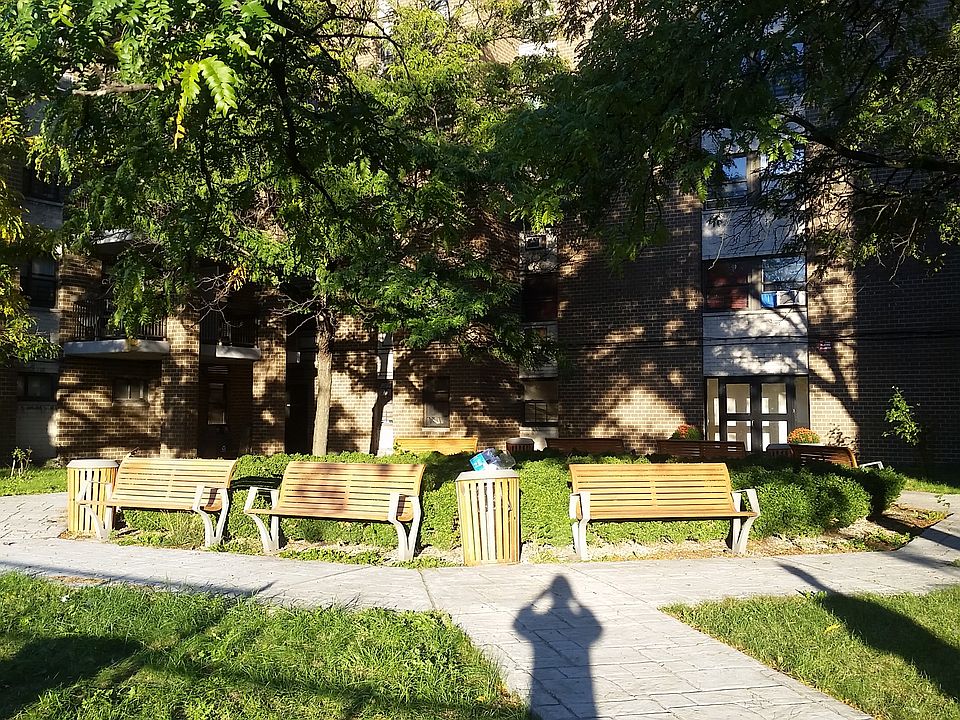 2nd image of 831 Bartholdi St APT 6A