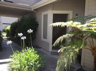 402 Lighthouse Ct #402, Hercules, CA 94547