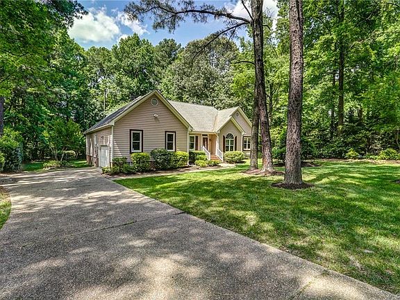 2nd image of 8378 Springset Ln