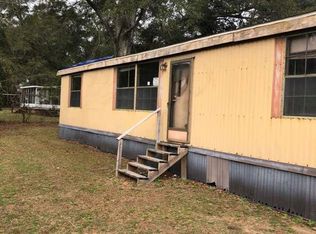 2060 N Roberts Cir, Pensacola, FL 32534