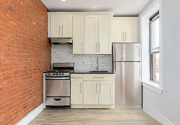 5th image of 440 Audubon Ave #50