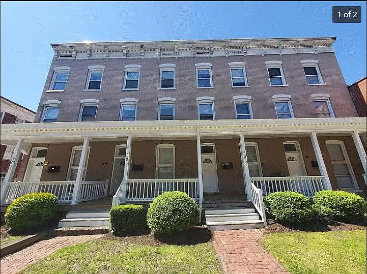 2 bed, 850 sqft, $1,395 — Photo 1