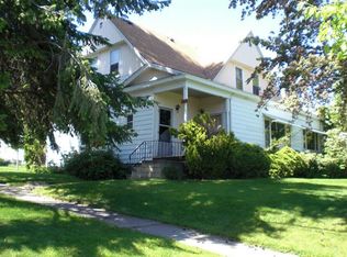 319 G St, Cheney, WA 99004