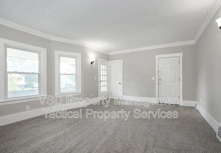 3694 E 147th St #UP — Photo 6