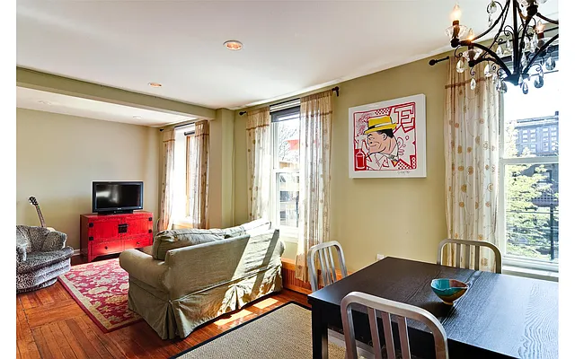 Sold by Douglas Elliman | media 10