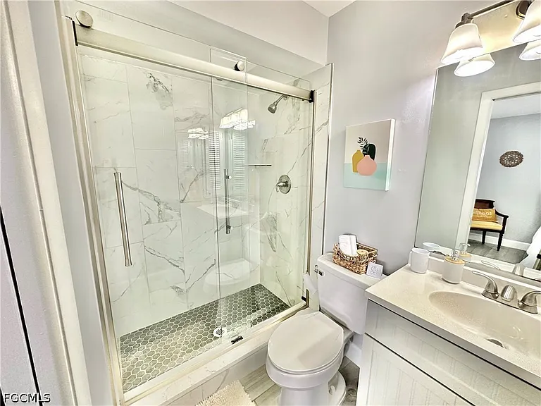 4903 Vincennes St #210 — Photo 9