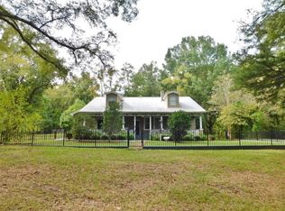 3227 Chamberlain Rd, Natchez, MS 39120