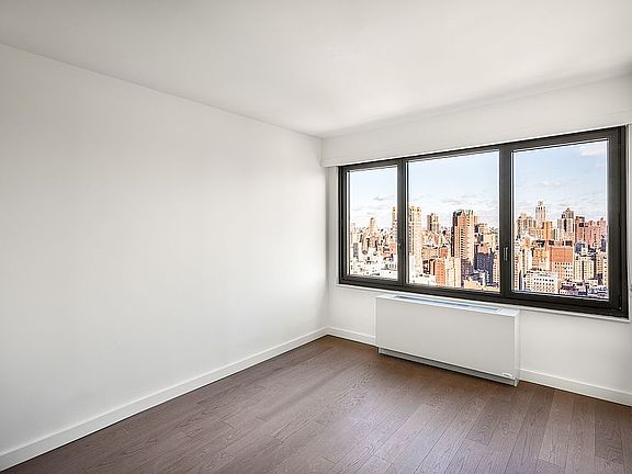 4th image of 220 E 72nd St APT 19C