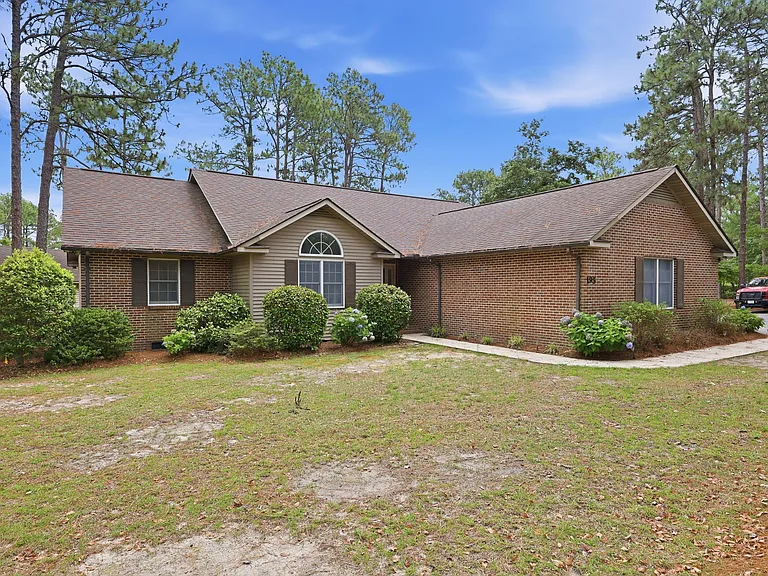 195 Longleaf Rd — Photo 4