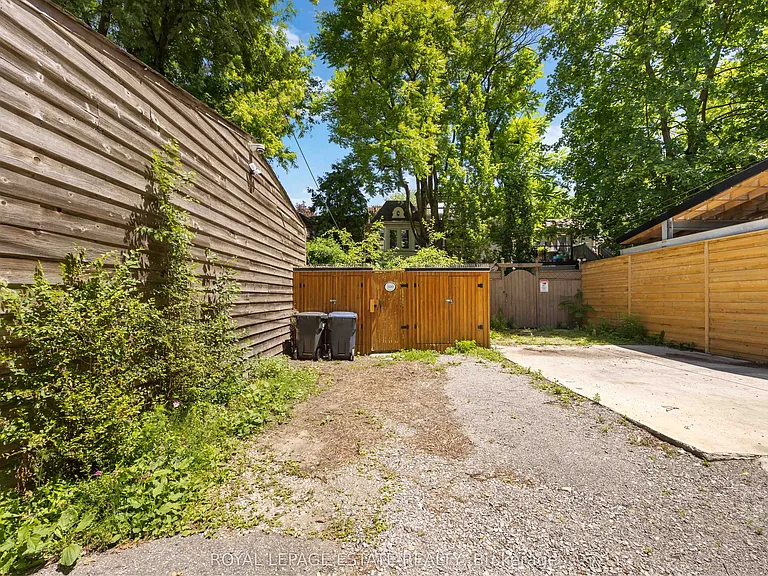 100 Seaton St — Photo 26