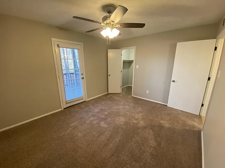 4532 Lynnmont Rd — Photo 9