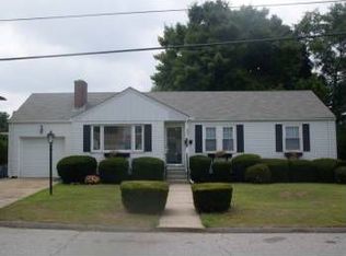 393 Woodbine St, Cranston, RI 02910