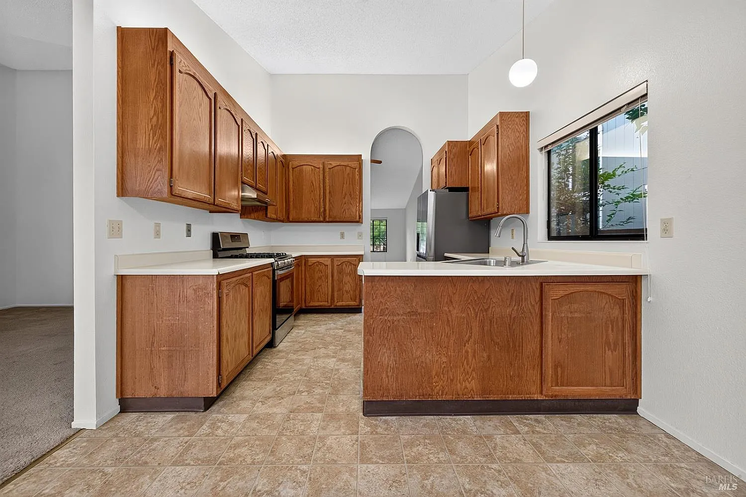 527 Mallory Avenue - Photo 12