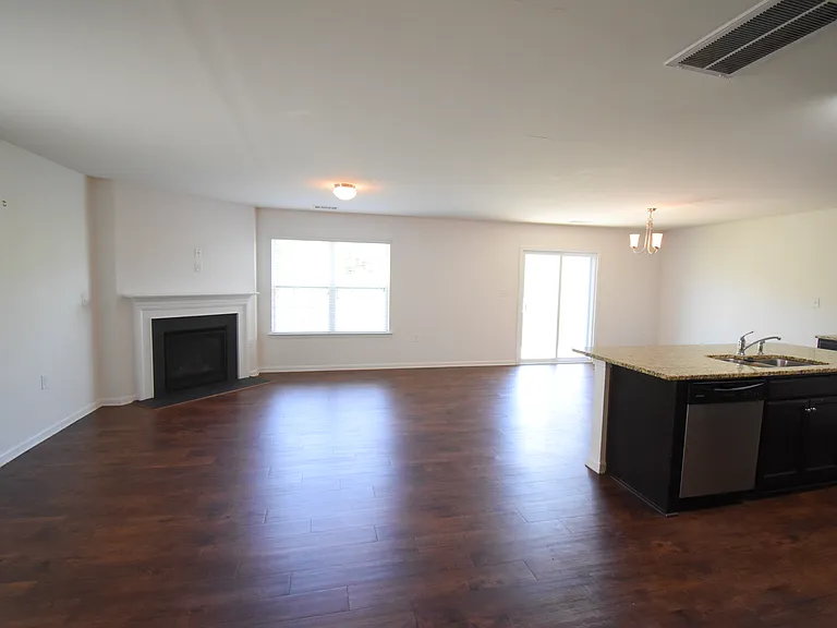 4199 Long Arrow St — Photo 4